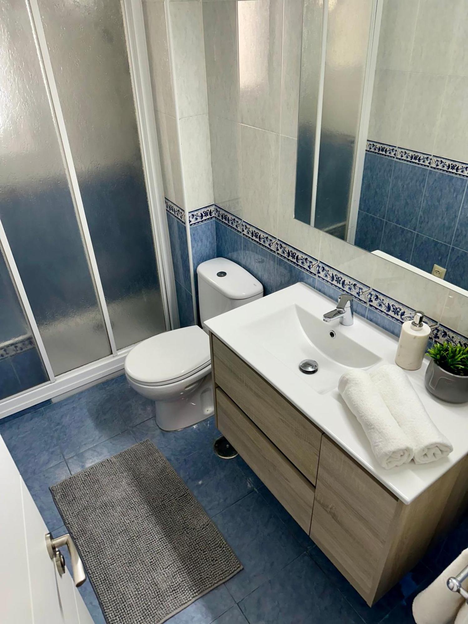 Cozy Flat 5 Mins From The Beach Хихон Экстерьер фото